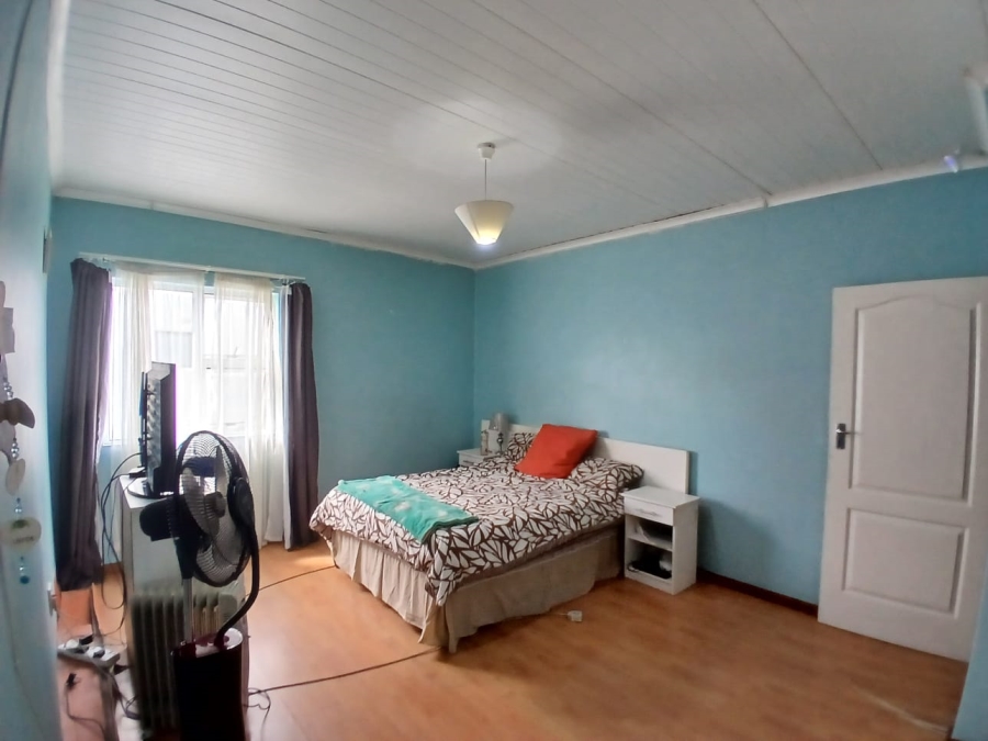 4 Bedroom Property for Sale in Devon Park Western Cape